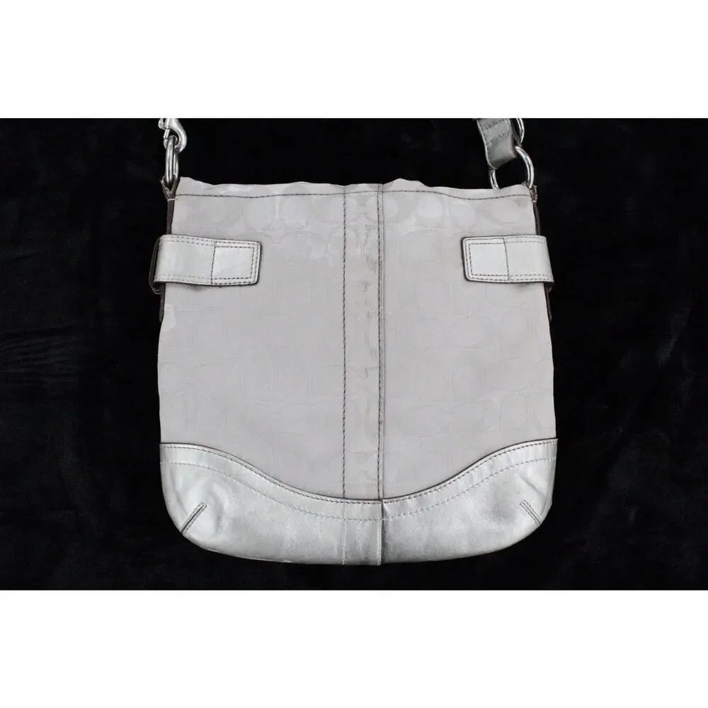 Coach classic timeless